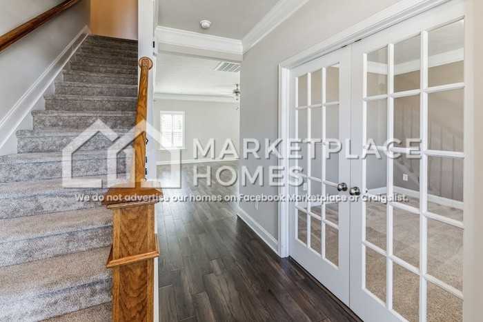 750 Holderness Ct - Photo 3 of 31