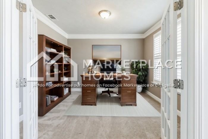 750 Holderness Ct - Photo 4 of 31