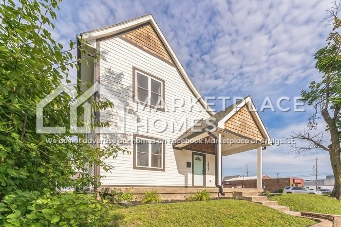 1917 N College Ave - Photo 3 of 27