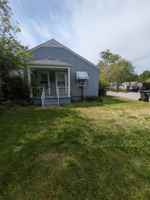 featured image of 962 7th St Ne #962