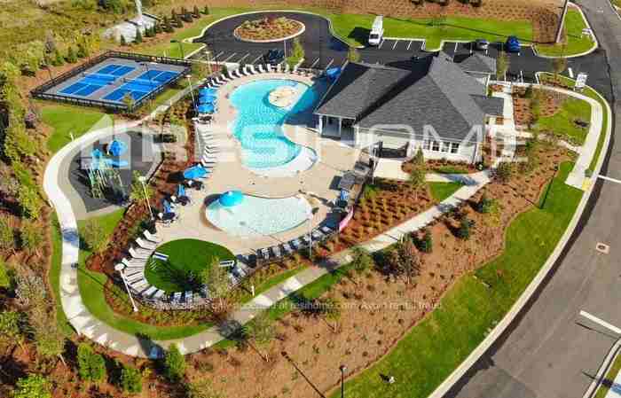 38 Water Lily Way - Photo 2 of 19