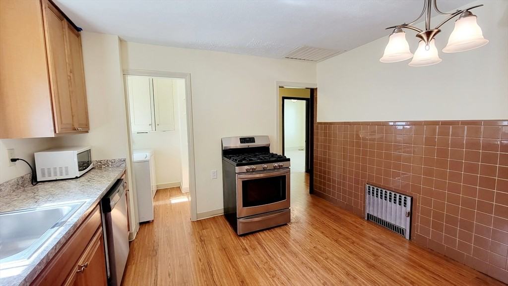 149 Powder House Blvd #1 - Photo 4 of 11