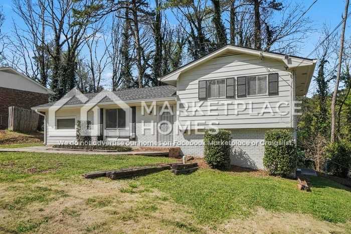 4407 Kimball Rd Sw #B - Photo 3 of 32