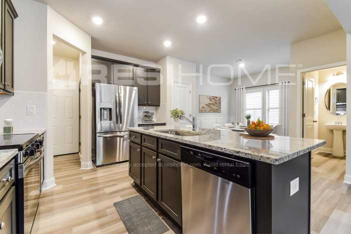 118 Water Lily Way - Photo 5 of 19