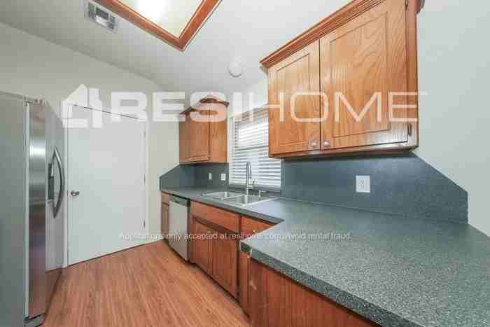 9212 S Bryant Ter - Photo 6 of 18