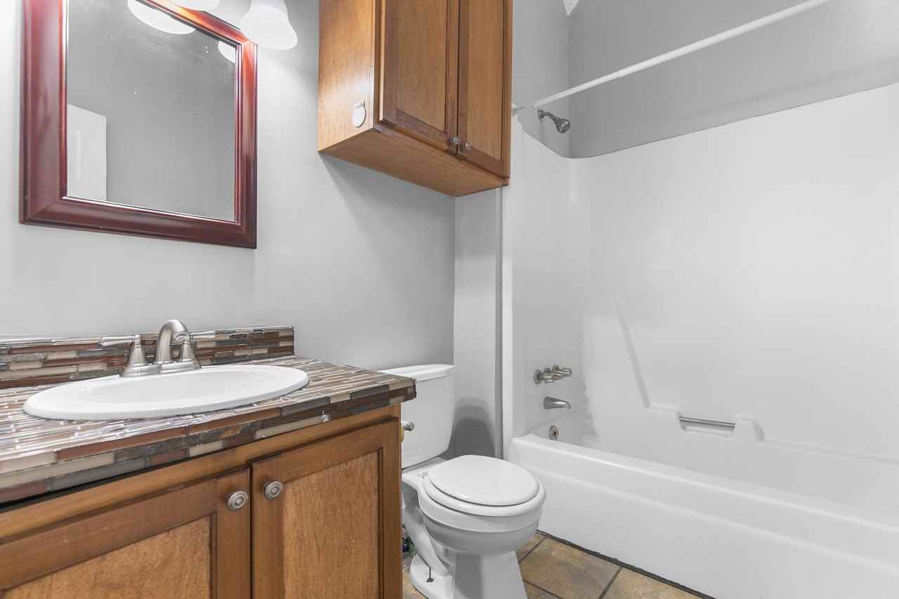 Aura on 14th - Photo 2 of 4