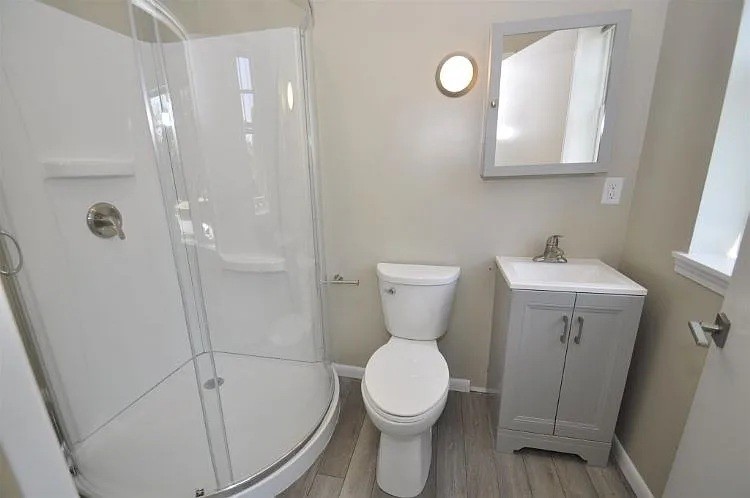 629 Carroll St #10 - Photo 3 of 5