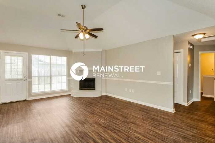 4333 Angarath Dr - Photo 4 of 17