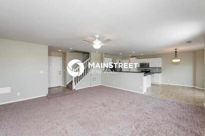 13872 Lilac St - Photo 4 of 15