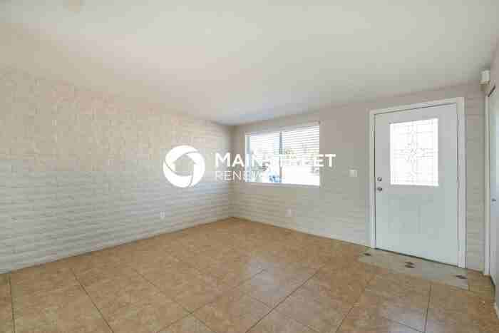 4550 S Lotus Cir - Photo 3 of 16