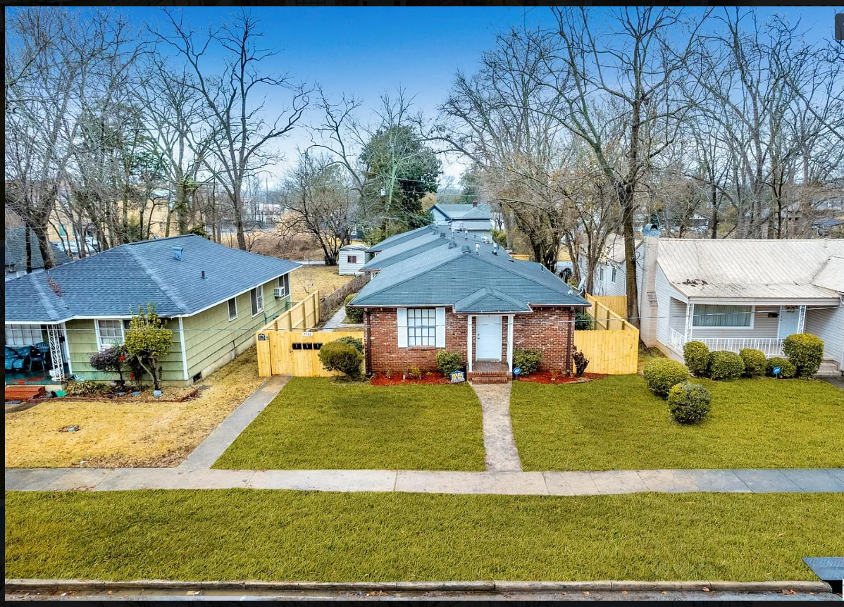 7728 1st Ave S #C - Photo 2 of 28