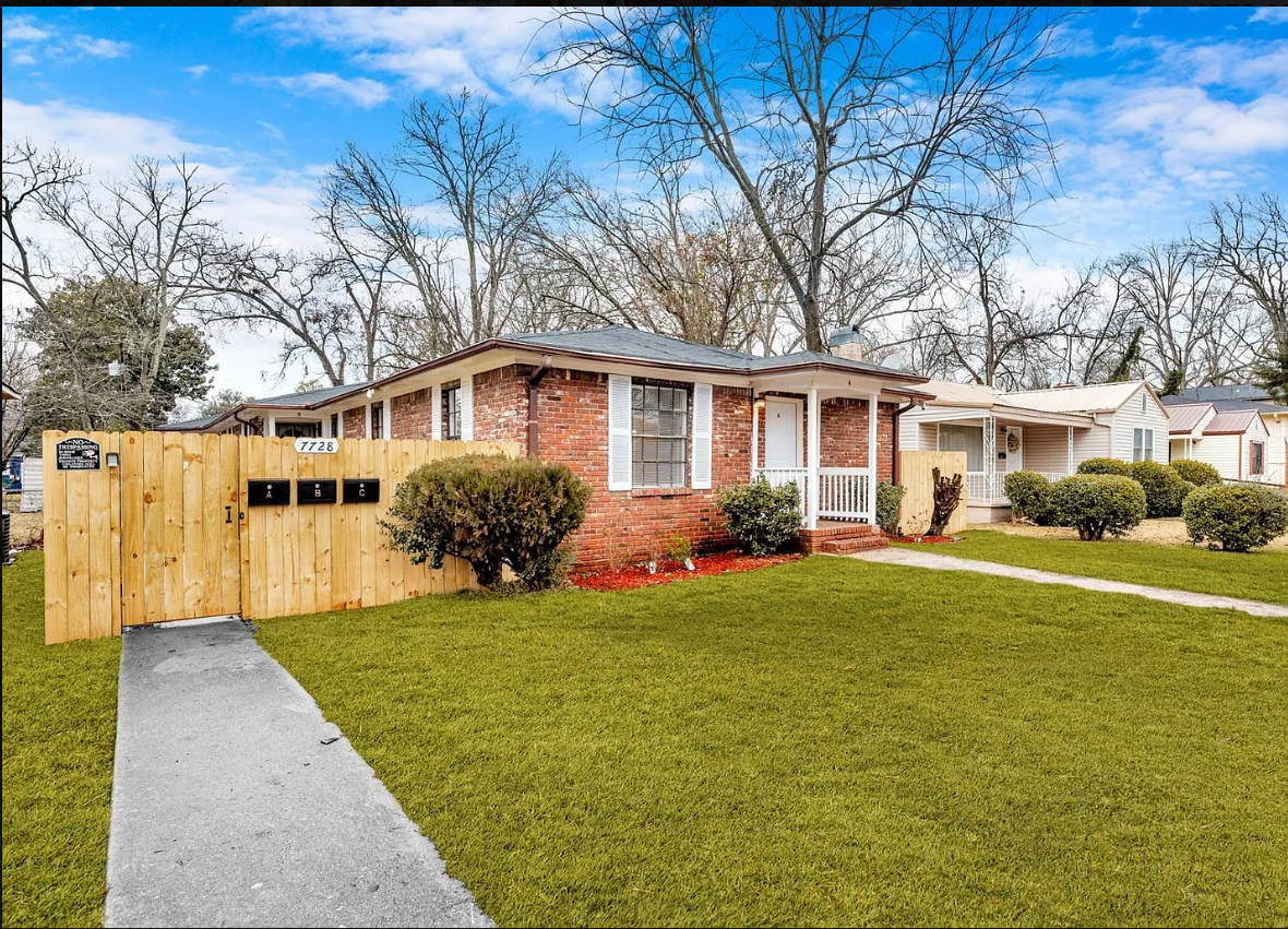 7728 1st Ave S #C - Photo 5 of 28