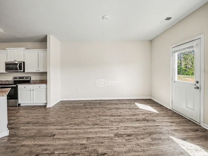 6937 Brandi Cir - Photo 6 of 18
