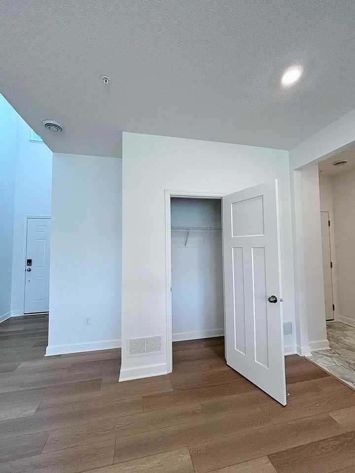 10692 Wiles Way #0 - Photo 4 of 27