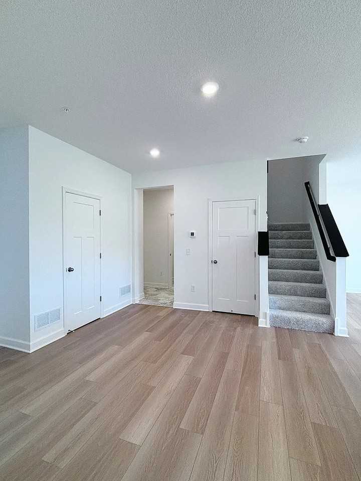 10692 Wiles Way #0 - Photo 6 of 27