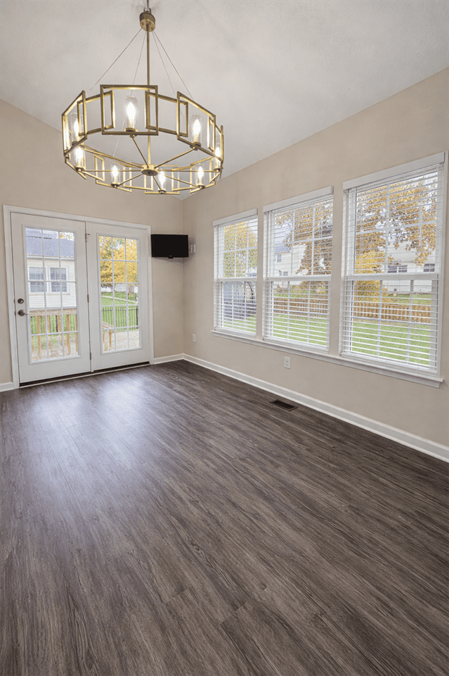 320 Ridgefield Dr #NA - Photo 3 of 20