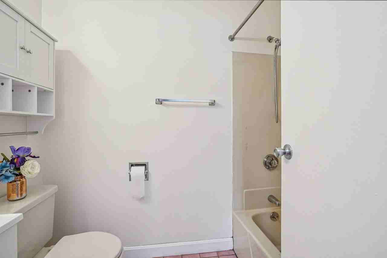 35 Des Moines Rd #209 - Photo 4 of 20