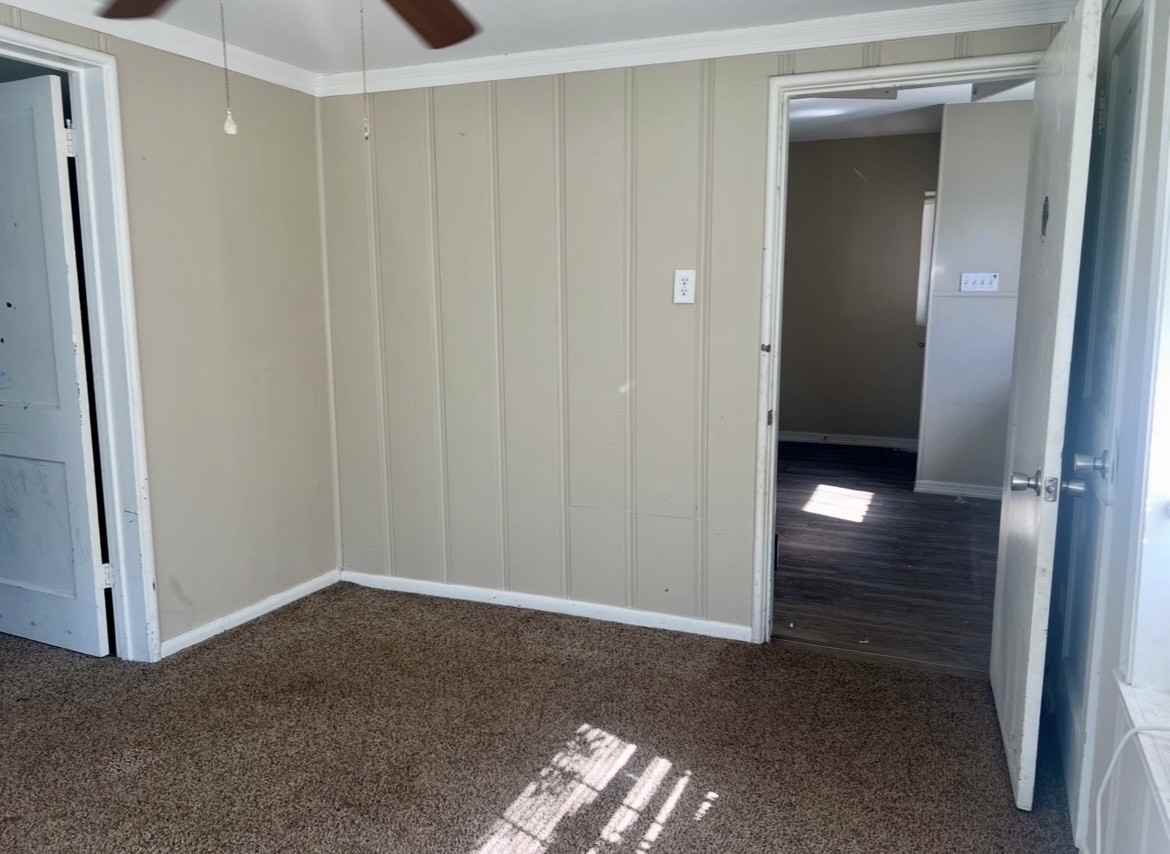 415 Randall St #NA - Photo 4 of 9