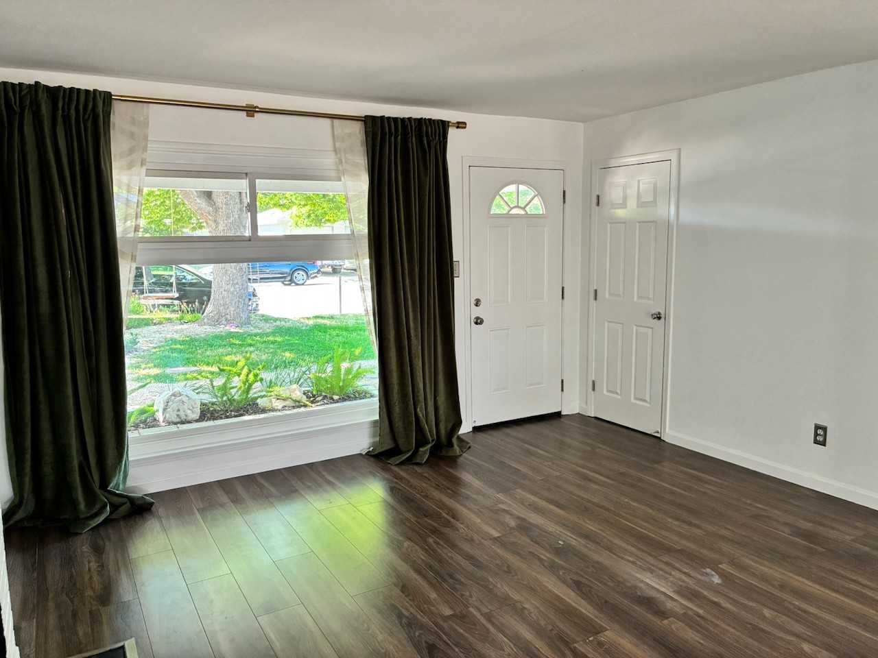 5417 Bradford Dr #NA - Photo 6 of 18