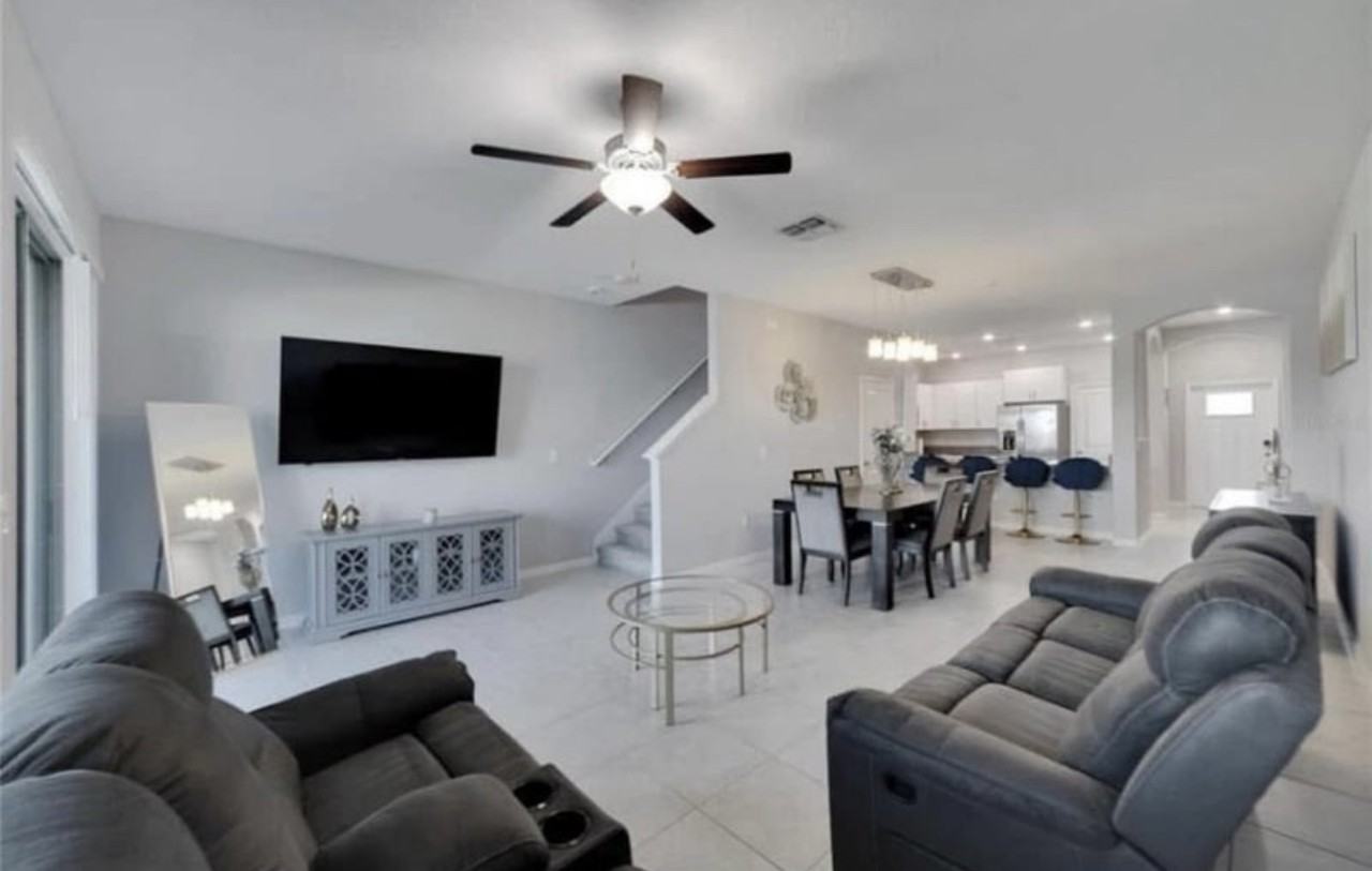 624 Royal Empress Dr #1 - Photo 4 of 4