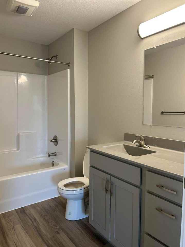 156 Acadia St #1 - Photo 5 of 8