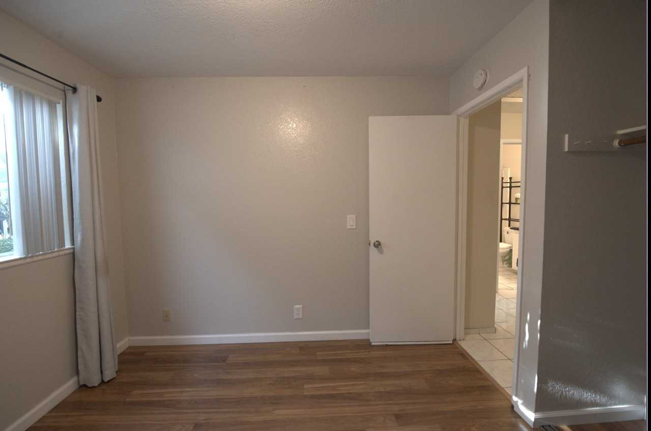 5723 Halleck Dr #2 - Photo 4 of 9