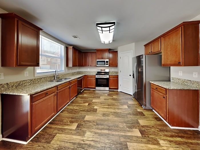 1979 Raegan Way - Photo 6 of 28