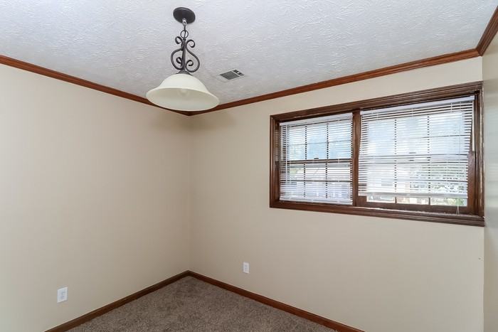 1653 Rex Dr - Photo 3 of 22