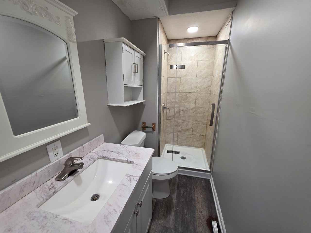 392 Bailey Ct #1stFL - Photo 6 of 7