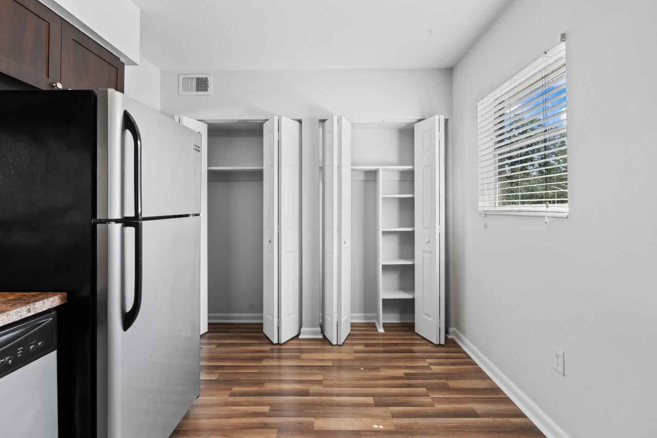 121 Danube Ave #205 - Photo 3 of 30