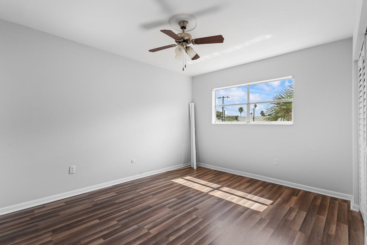 121 Danube Ave #205 - Photo 4 of 30