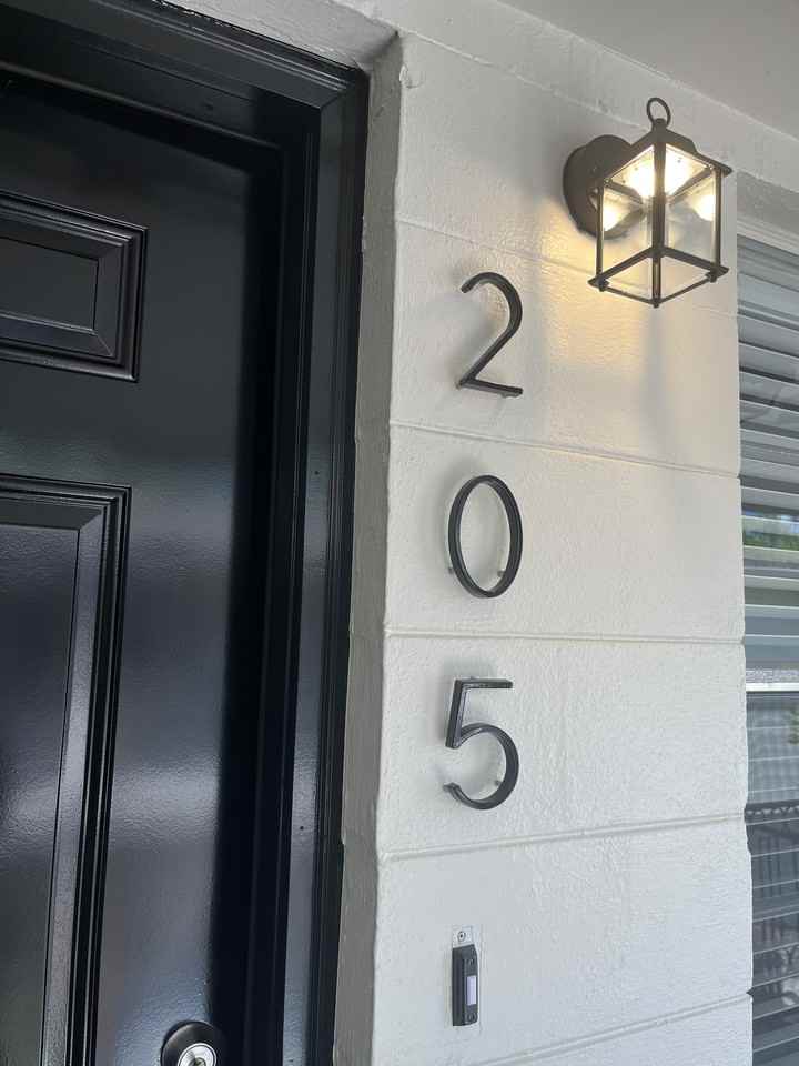 121 Danube Ave #205 - Photo 6 of 30