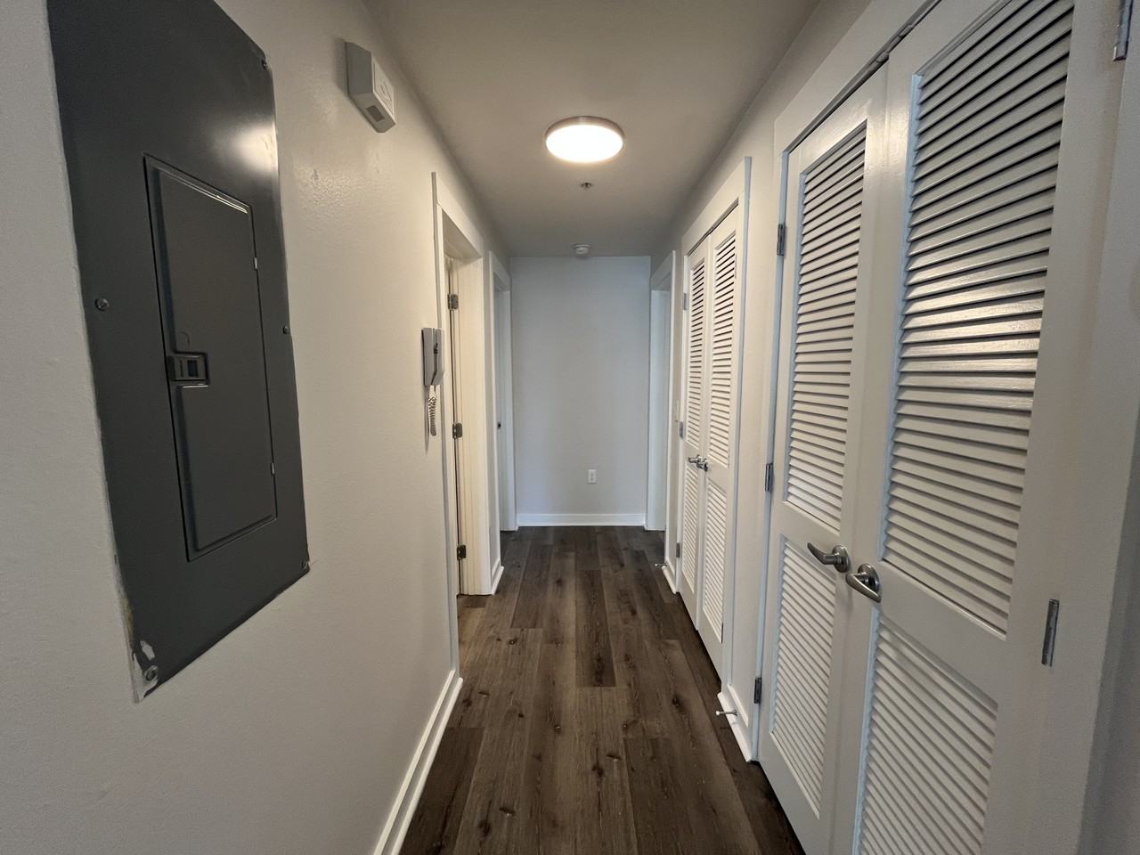 2405 W Texas Ave #1 - Photo 2 of 31