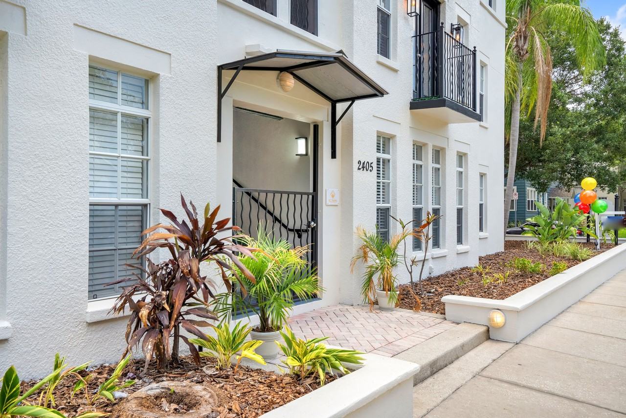 2405 W Texas Ave #1 - Photo 6 of 31