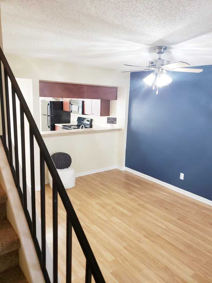 504 S Albany Ave #5045B - Photo 5 of 30