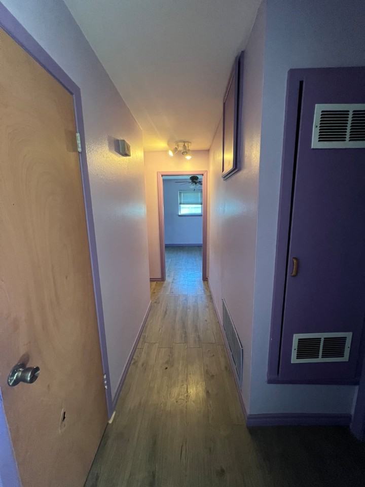 1303 Se 22nd Ave #NA - Photo 6 of 14