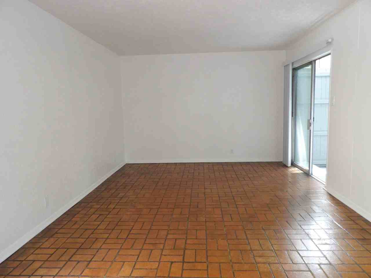 4331 Buena Vista St #101 - Photo 4 of 16