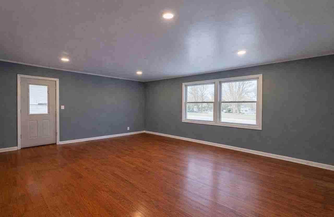 4218 Parkway Ave #NA - Photo 2 of 20