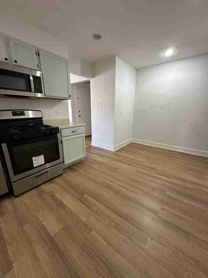 8918 Lavergne Ave #1 - Photo 4 of 11