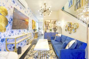 8453 Langdon Ave #NA - Photo 1 of 1