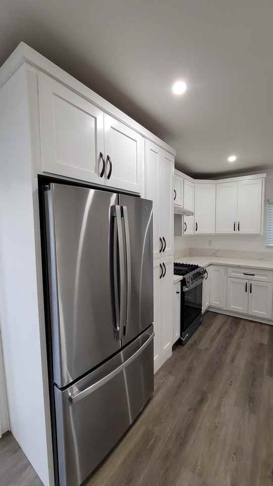 7674 Whitsett Ave #NA - Photo 7 of 20