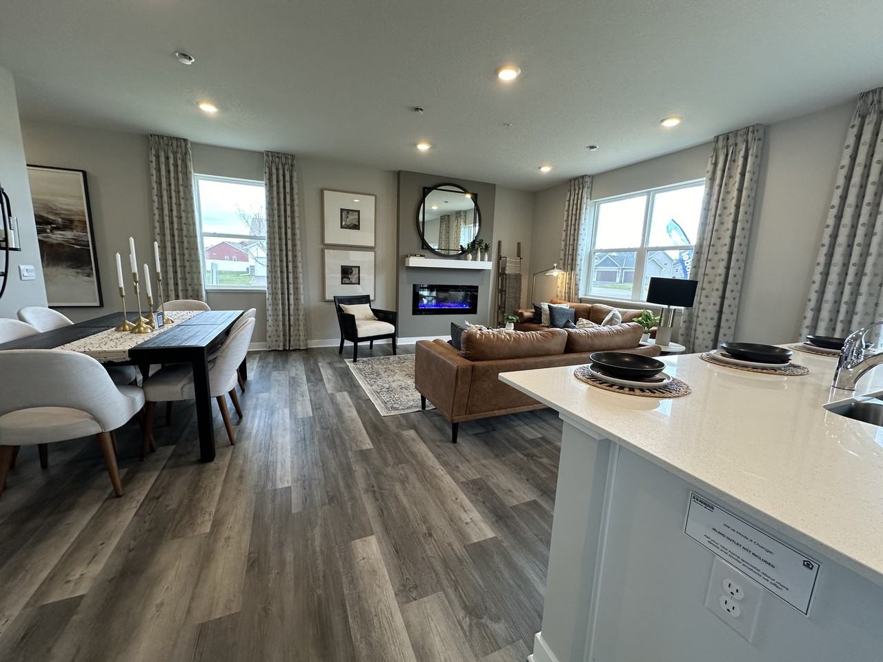 17074 Dysart Pl #17074 - Photo 4 of 32