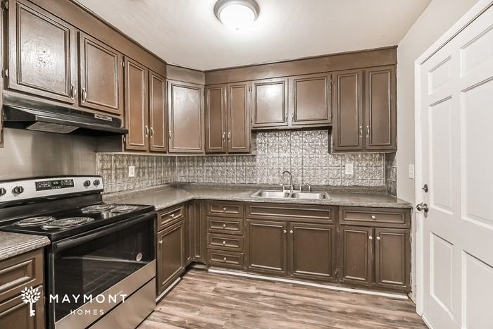 833 Hoss Rd - Photo 5 of 11