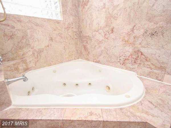 108 S Durham St #NA - Photo 7 of 11