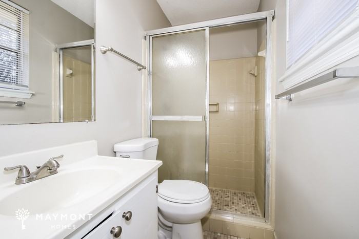 2707 Gardenbrook Ct - Photo 7 of 11