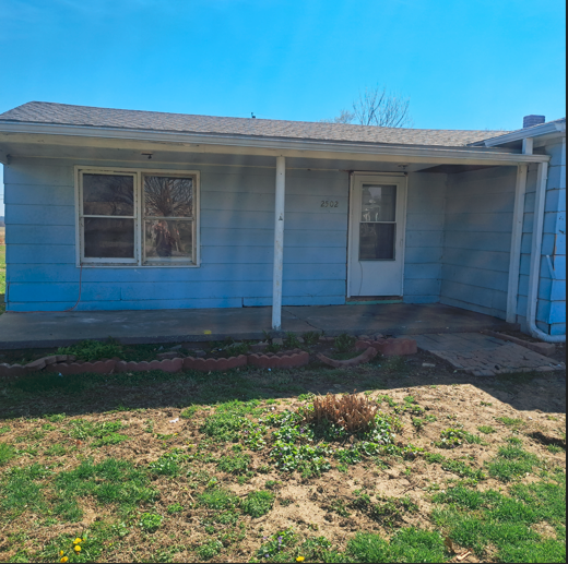 2502 Lakeview St - Photo 2 of 21