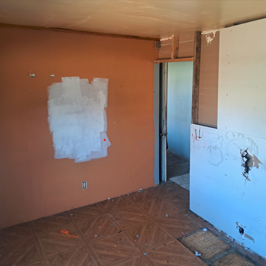 2502 Lakeview St - Photo 3 of 21