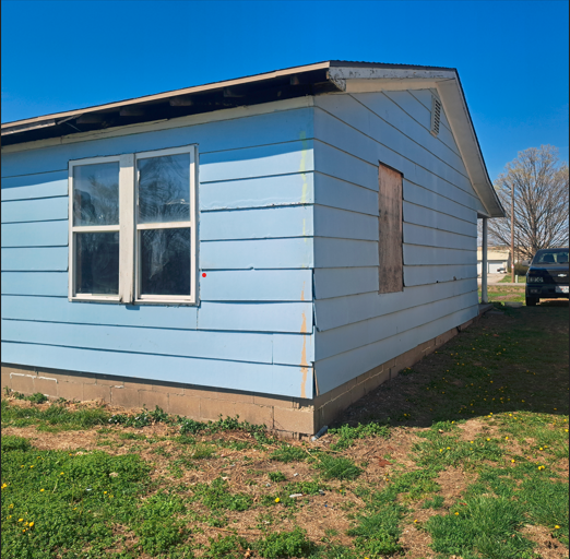 2502 Lakeview St - Photo 5 of 21