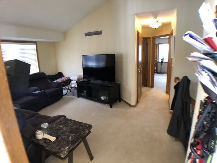 6718 Vermar Ter - Photo 4 of 20