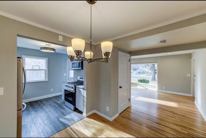 7209 Oliver Ave S - Photo 6 of 27